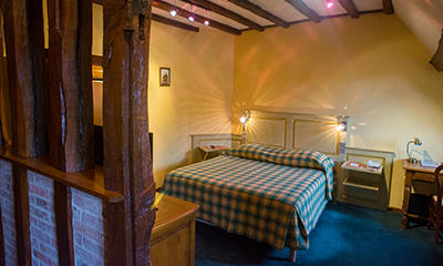 hotel-superieur-400x240